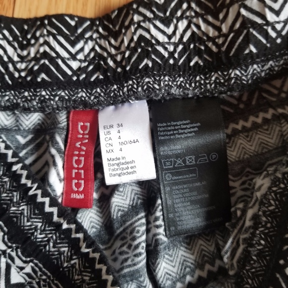 H&M Slim Fit Slacks - Picture 5 of 5